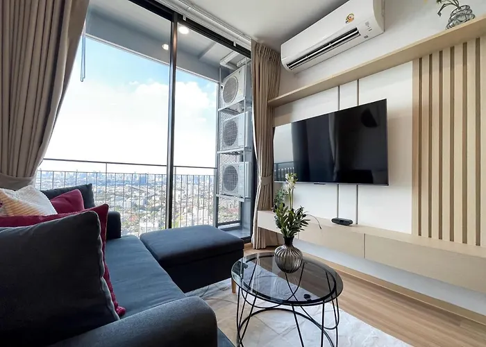 Apartment Near Bts L Sukhumvit L Pool And Steam Bangkok