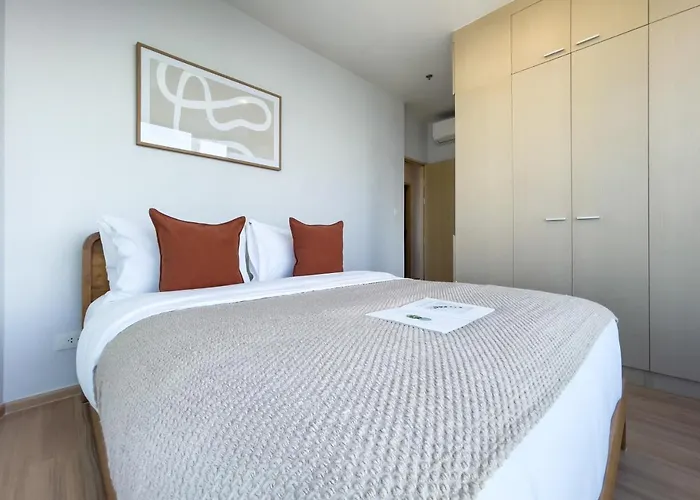 Near Bts L Sukhumvit L Pool And Steam Apartment Bangkok