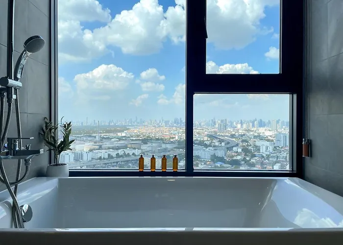 Apartment Near Bts L Sukhumvit L Pool And Steam Bangkok