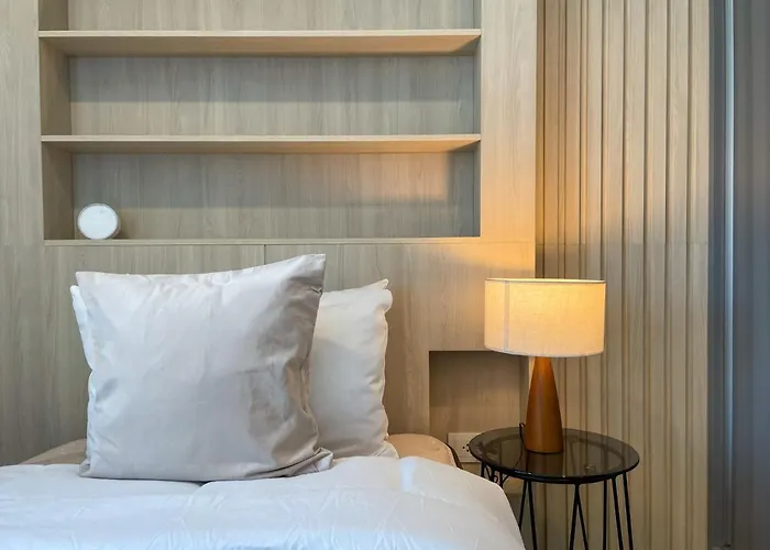 Near Bts L Sukhumvit L Pool And Steam Apartment Bangkok