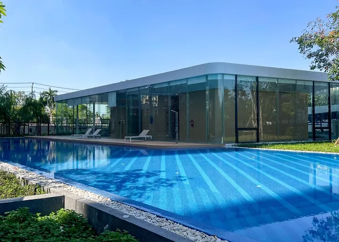 Near Bts L Sukhumvit L Pool And Steam Apartment *